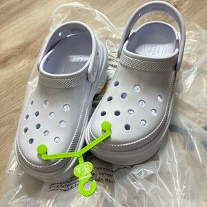 Chunky shiny crocs